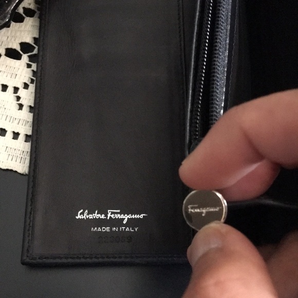 Ferragamo wallet - Picture 6 of 7